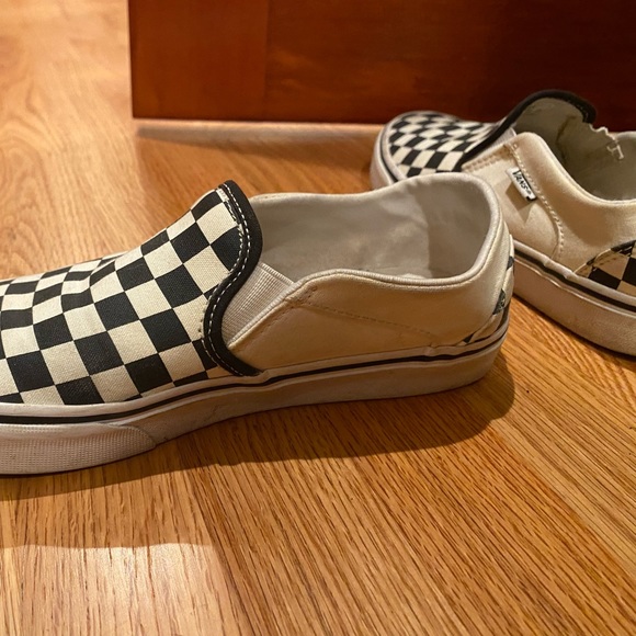 Slip-On Checkered Vans; Size W 7; Black and White - Picture 3 of 4